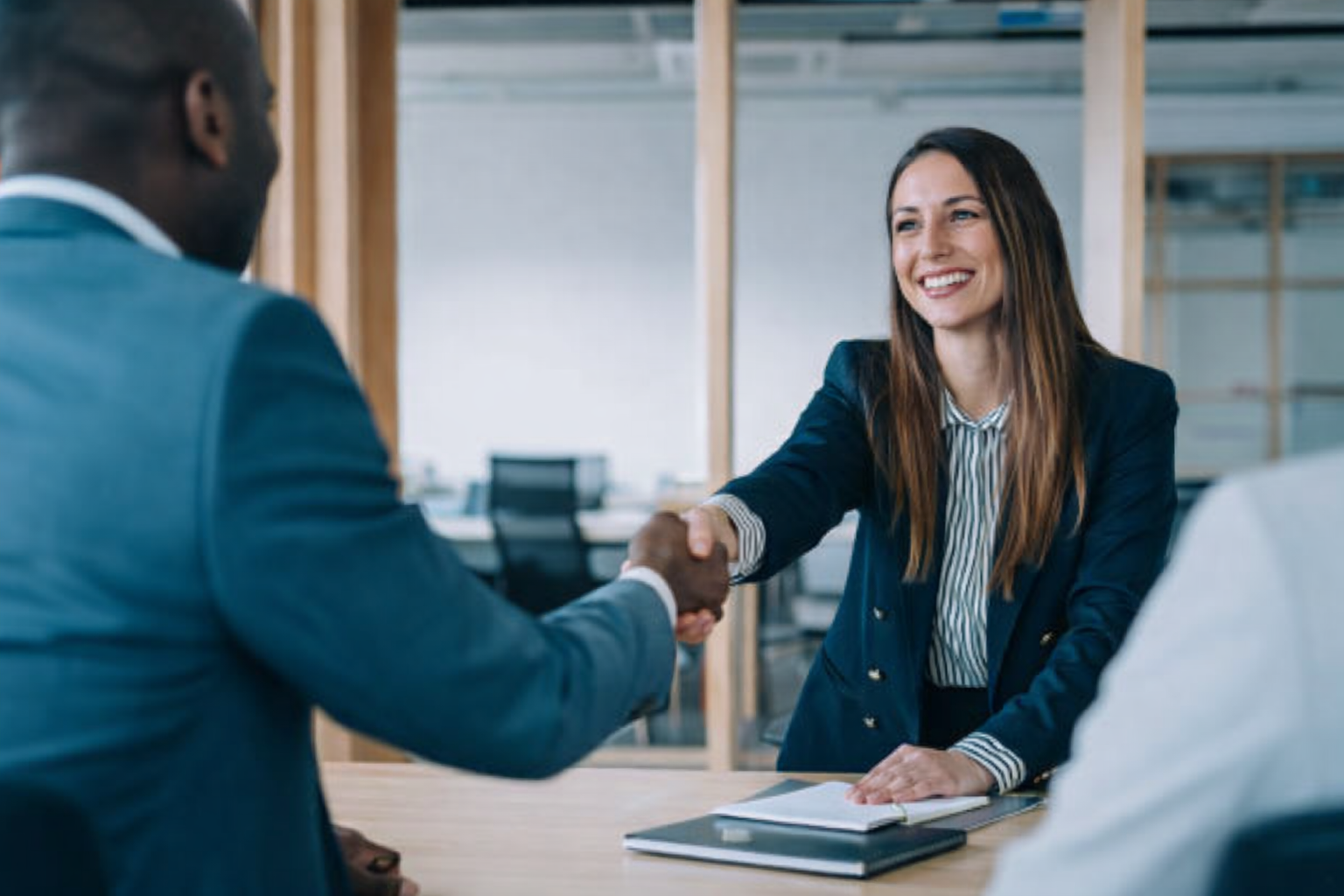 10 AI Tools That Replace a Full-Time Employee.